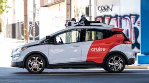 Cruise’s driverless car accident underlines the risks of AI